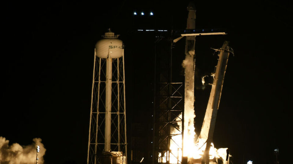 SpaceX UUI'ye 4 astronot gönderdi
