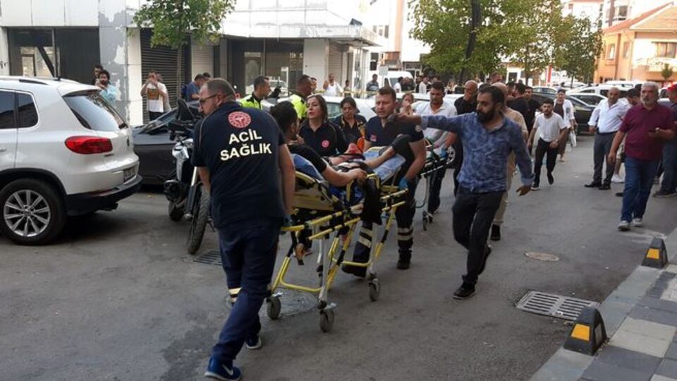 Gece kulübünde tartıştığı 2 kardeşi vurdu!