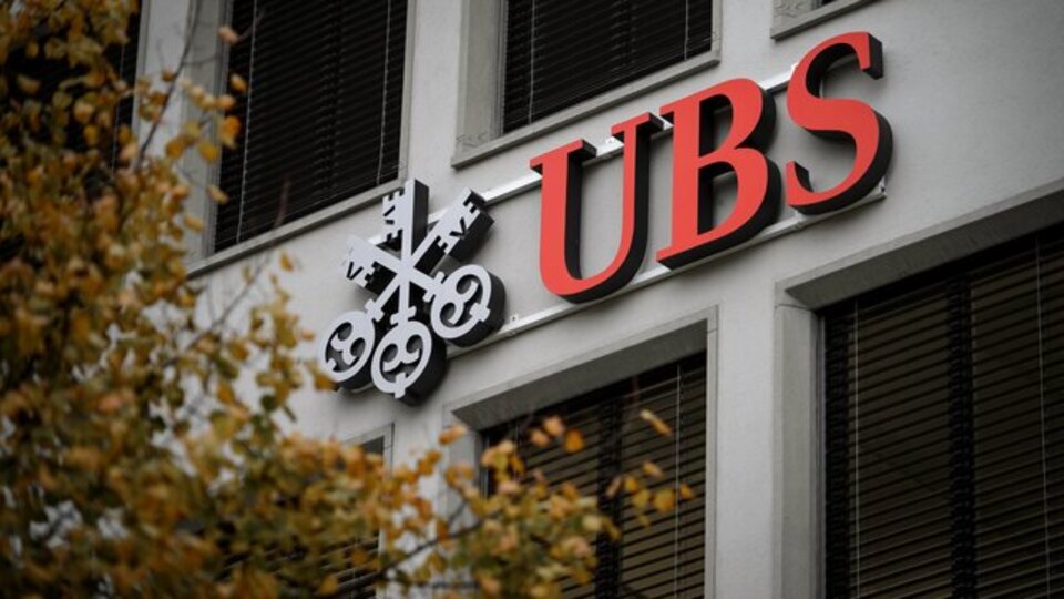 Credit Suisse'i satın alarak rekor kâr elde etti