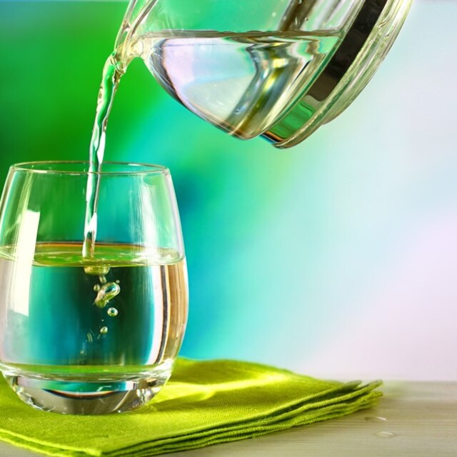  Günde 8 bardak su içmeye gerek var mı?