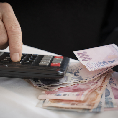 Emekli maaşı ek zam çalışmaları için tarih verildi!