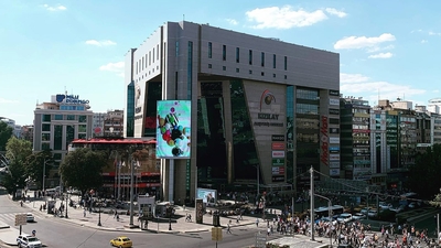 Kızılay AVM'de tahliye kararı