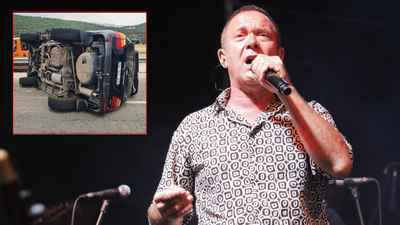 Ünlü şarkıcı kaza yaptı