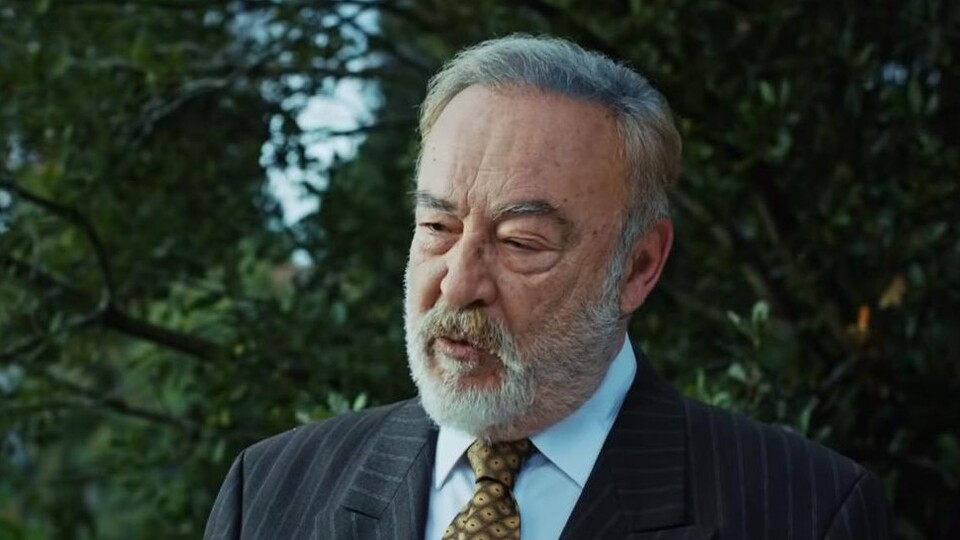 Meslektaşları yıkıldı