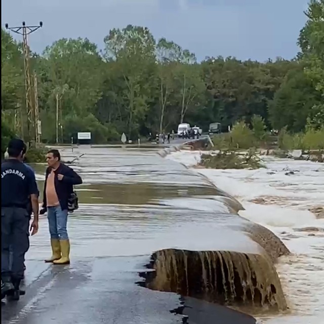  Sel suları bu kez batıdaki illeri vurdu!