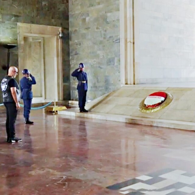  'Atatürk'ün yönetmeni Atatürk'ün huzurunda