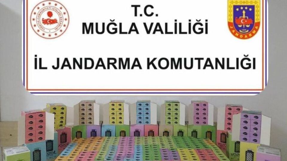 Fethiye'de kaçak elektronik sigara operasyonu