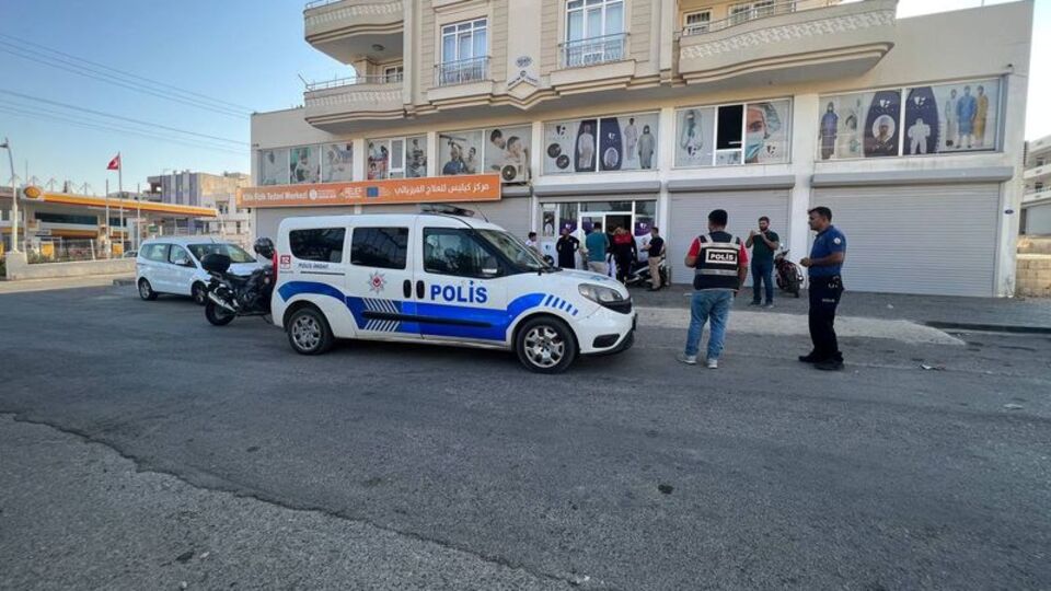 Kilis'te bıçaklı kavga: 3 yaralı