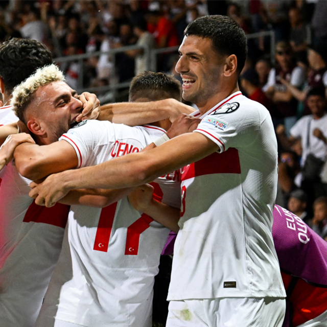  Bizim Çocuklar, liderlik için sahada!