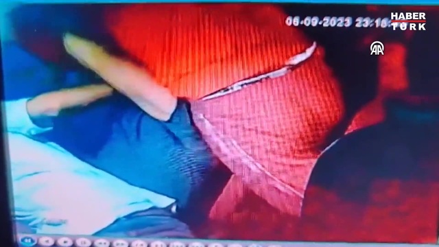  Taksicinin gasbedilmesi araç kamerasına yansıdı