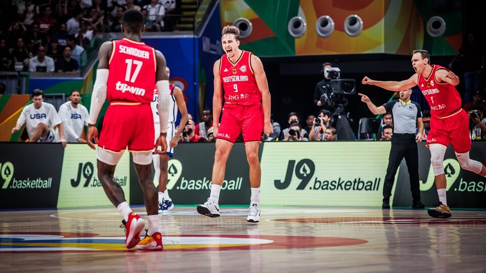 Dünya Kupası'nda finalin adı belli oldu!