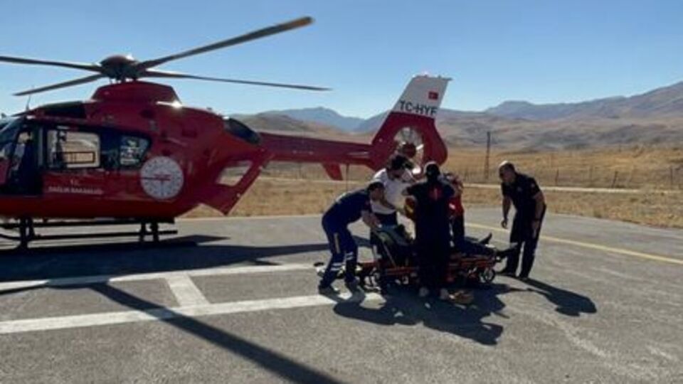 Ambulans helikopter Bayhan için havalandı