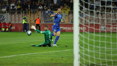 Edin Dzeko attı, Bosna Hersek kazandı