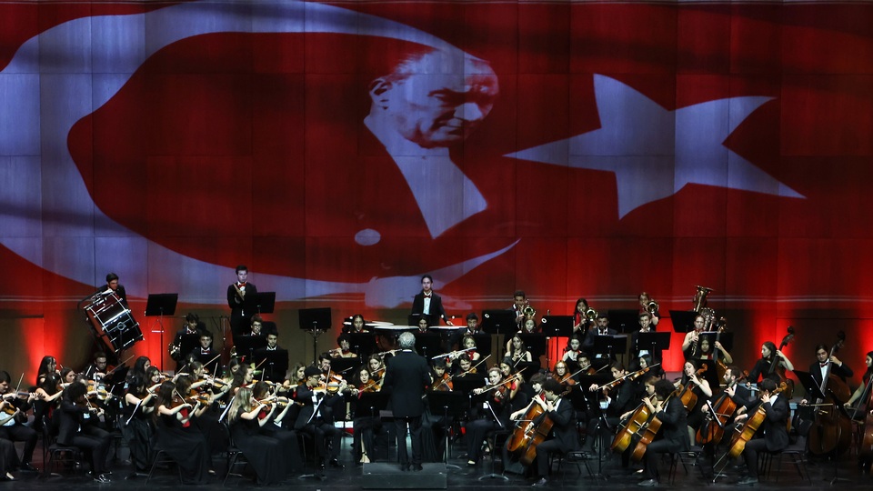 Sabancı Topluluğu'ndan Cumhuriyet kutlaması