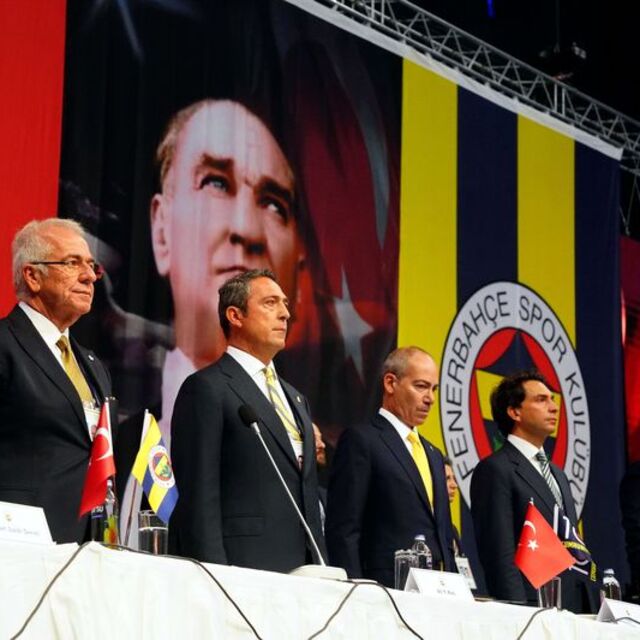  Fenerbahçe'de kongre başladı! Ali Koç...