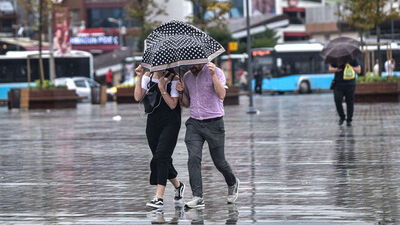 İstanbul Valiliği'nden fırtına uyarısı: Bu saatlere dikkat