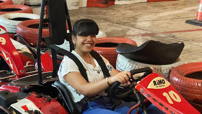 Go-kart aracına saçını kaptıran Lara ölümden döndü