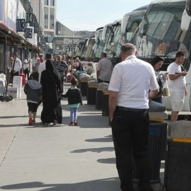 İstanbul otogarında "okul" yoğunluğu