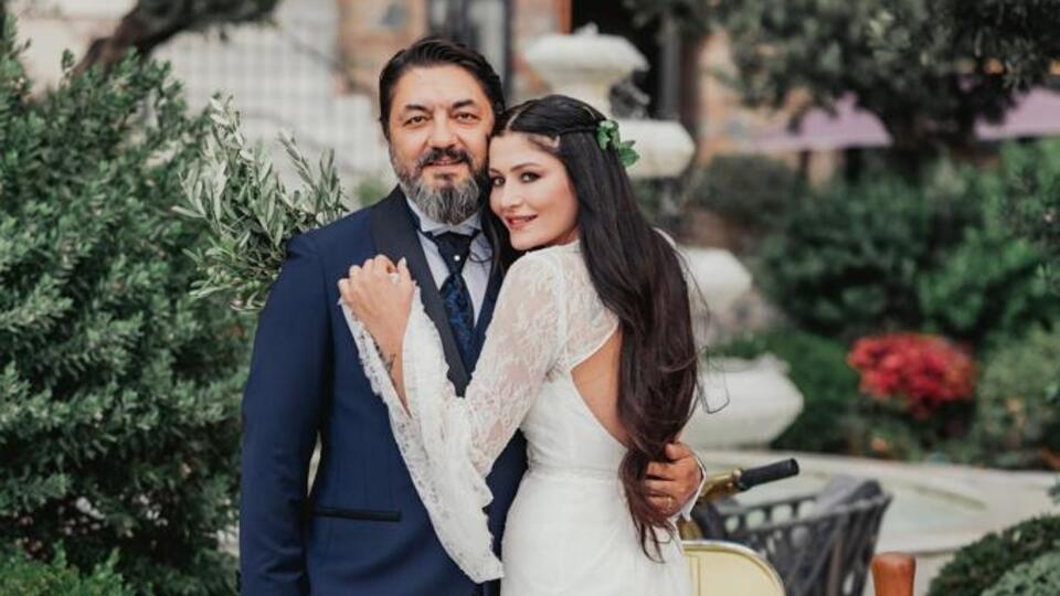 Deniz Çakır evlendi