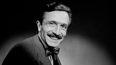 Özdemir Asaf şarkılarla anılıyor