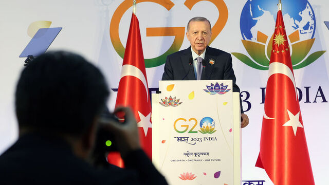  Cumhurbaşkanı Erdoğan: Türkiye'yi aydınlık günler beklemekte