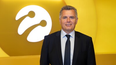 Turkcell CEO'su görevinden ayrıldı