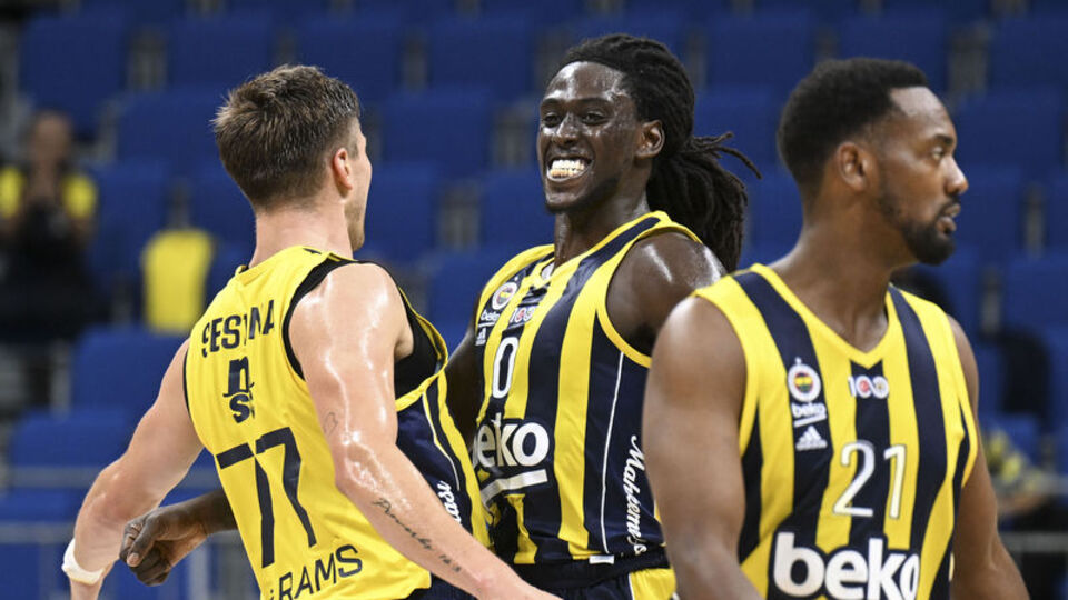 Fenerbahçe Beko, Zenit'i farklı yendi