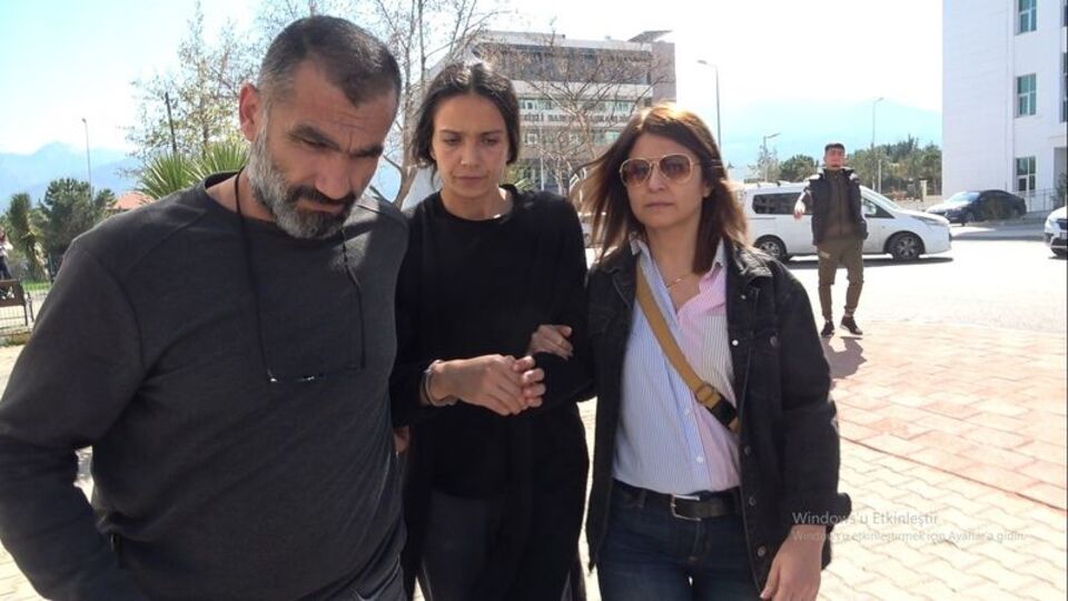 Kocasını bıçakla öldürmüştü! Mahkemede konuştu!