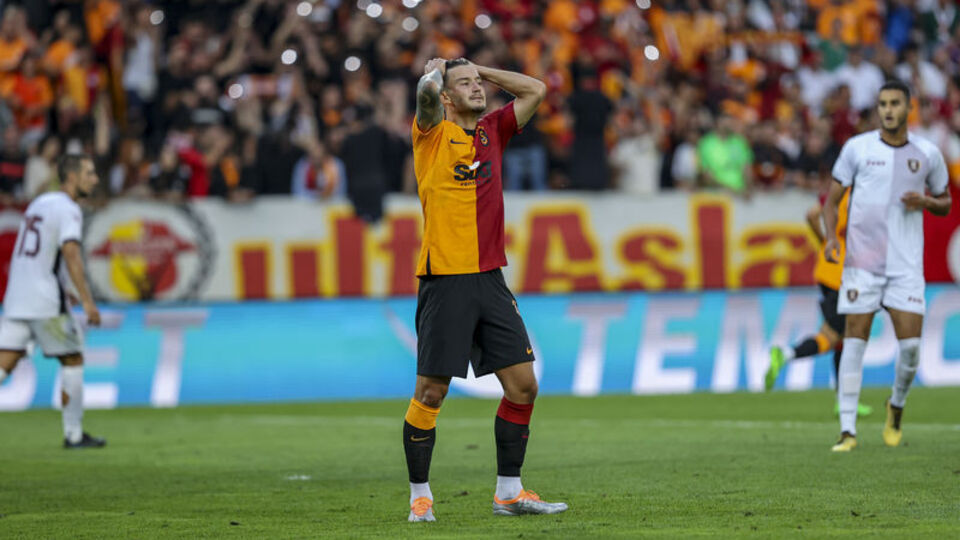 Galatasaray ayrılığı açıkladı