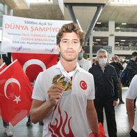 Milli yüzücüden gümüş madalya