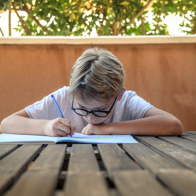  B12 eksikliği öğrenme güçlüğü yapıyor!