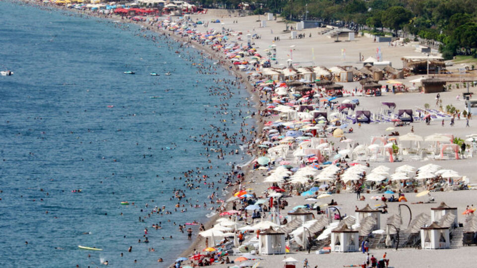 O kentimizde sahiller yine doldu!