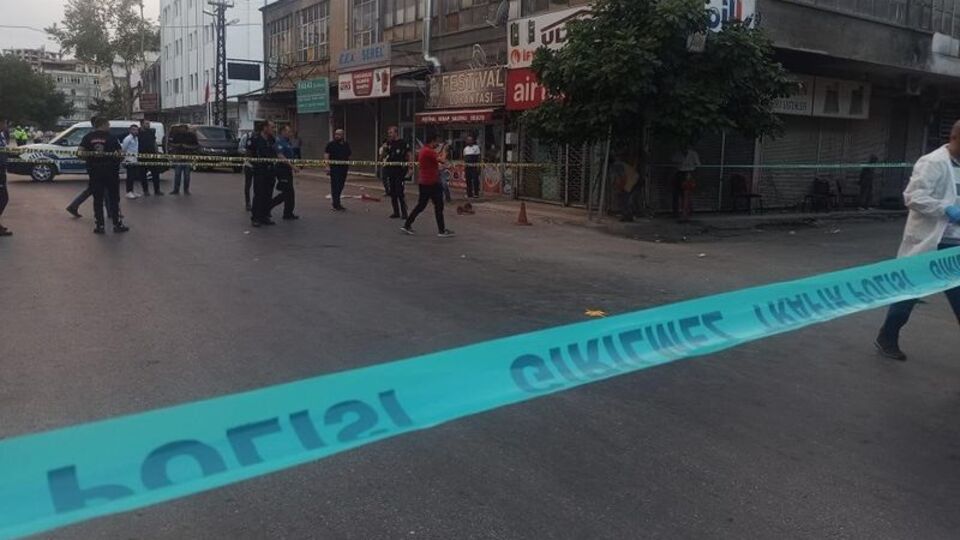 Kıraathane baskınında ağır yaralanan polis şehit oldu