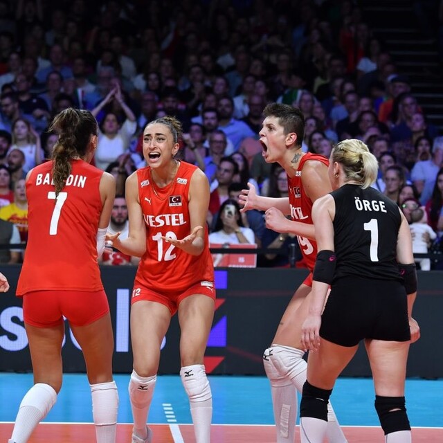  Filenin Sultanları'ndan ikide iki!