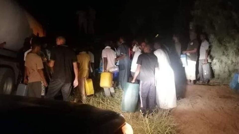 Libya'ya giden yardım ekibi kaza yaptı