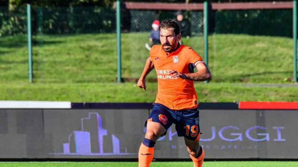 Başakşehir, Özbayraklı'yla yollarını ayırdı