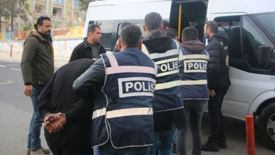 Kargo dolandırıcılarına operasyon