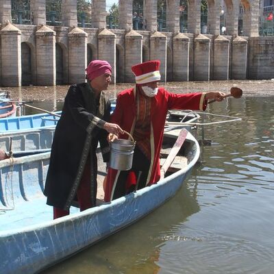 Temsili Nasrettin Hoca göle maya çaldı