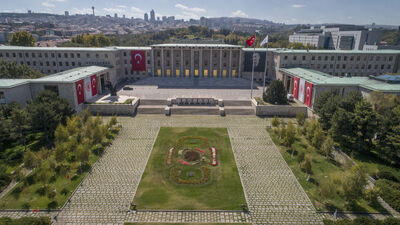 Meclis'e anti-drone, ziyaretçi kartlarına sınırlama