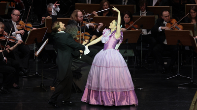 İş Sanat yeni sezonda yine dopdolu