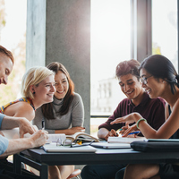 Hukuk Büro Yönetimi ve Sekreterliği bölümü nedir, mezunları ne iş yapar ve nerelerde çalışır?