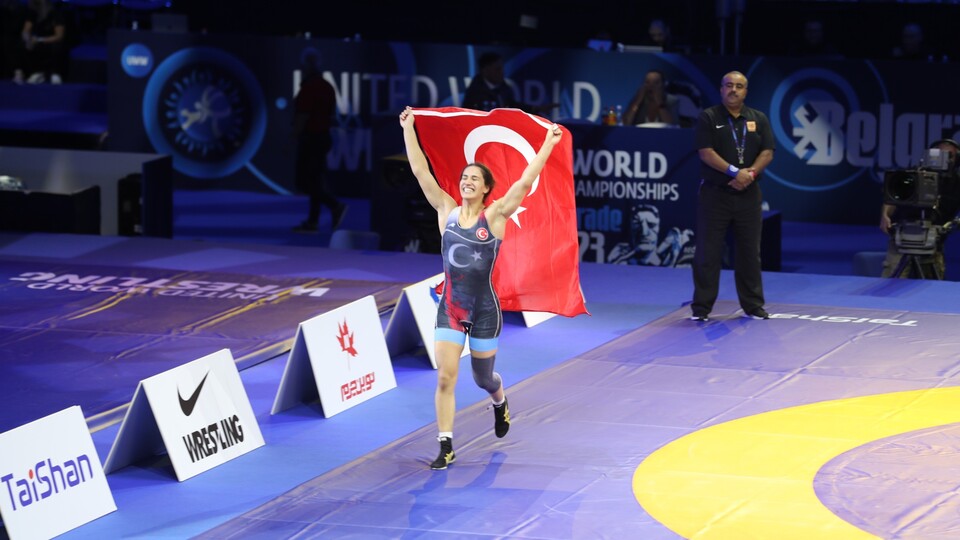 Buse, Dünya Şampiyonu