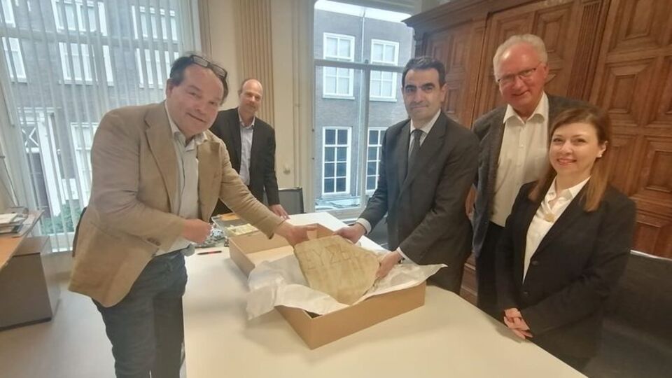 Türkiye'ye ait antik parça Hollanda'dan teslim alındı