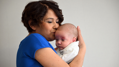 Nefes kesen operasyon! Anne ve bebeğine "hayat" verdi