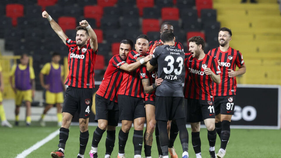 Gaziantep galibiyetle tanıştı!