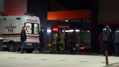 Uşak'ta gıda zehirlenmesi: 32 kişi hastaneye kaldırıldı