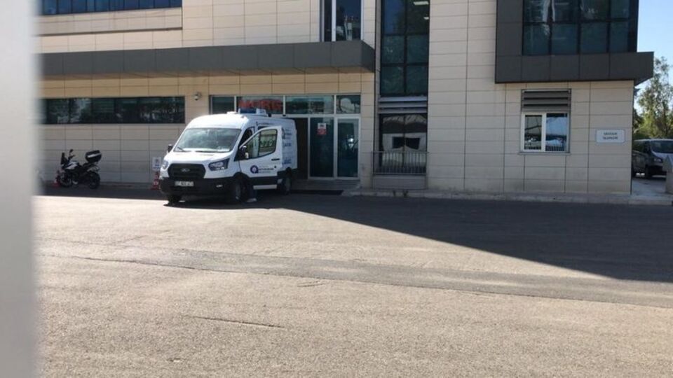 Feci ölüm! Kullandığı silindirin altında kaldı