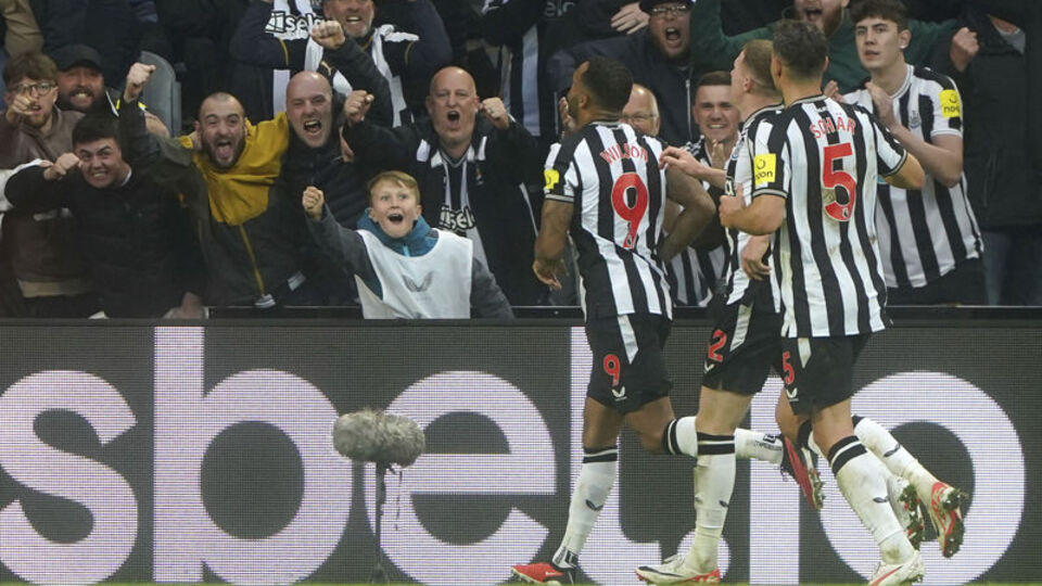 Newcastle United'dan tarihi skor!