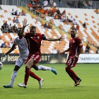 Adanaspor tek golle güldü
