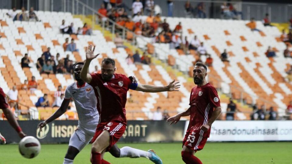 Adanaspor tek golle güldü